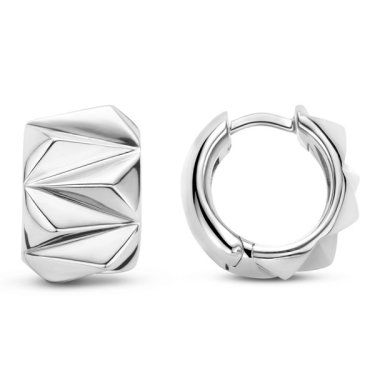Sculpted in Silver JCK