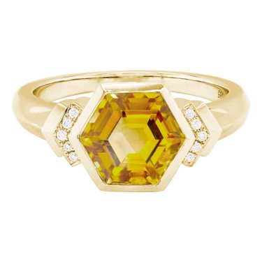 Ring in 14k yellow gold with 2.2 ct. citrine and 0.04 ct. t.w. diamonds