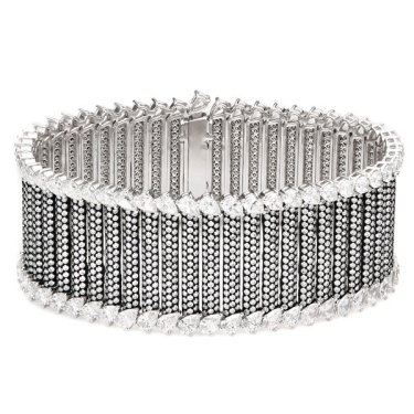 Savoy bracelet in 18k white gold with 25.67 cts. t.w. diamonds, price on request; Ruchi New York