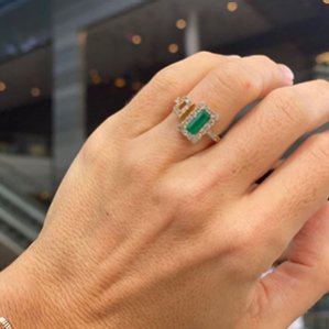 Full Circle: Kirk Jewelers 1