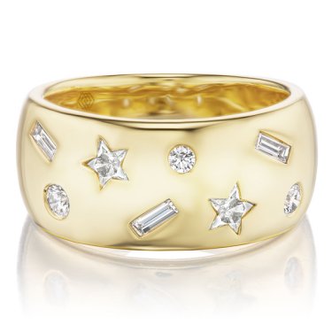Chelsea cigar band in 18k yellow gold with 0.65 ct. t.w. diamonds