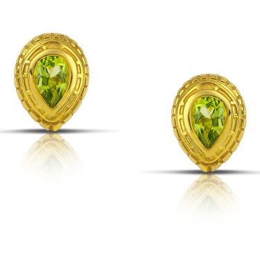 Earrings in 18k yellow gold with peridot