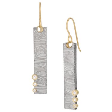 Damascus-rectangle-dangle-with-3-descending-diamonds